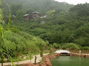 靈泉寺旅遊風景區 靈泉寺旅遊風景區