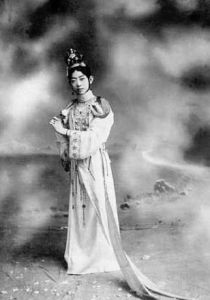 梅蘭芳演《天女散花》長綢舞