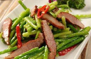 蒜台臘肉 蒜台臘肉