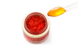 艾詩緹晶粹沁水凝露 艾詩緹晶粹沁水凝露