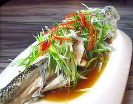 清蒸河鱸魚 清蒸河鱸魚