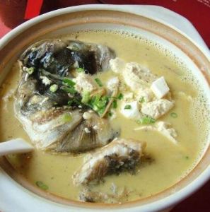 船夫燉魚頭厘