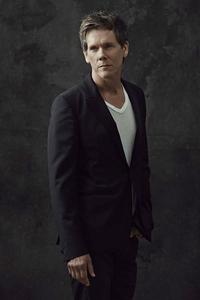 追隨[2013年起馬科斯·西恩加執導美國電視劇]