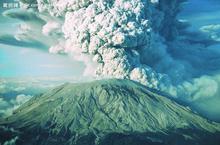 火山噴發時氣體爆炸