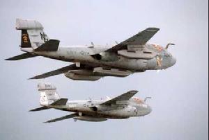 EA—6B電子干擾機 EA—6B電子干擾機