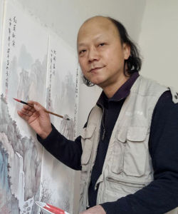 周建平[江西中山藝術發展有限公司設計主任]