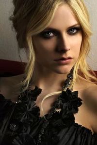 艾薇兒·拉維尼[加拿大歌手]