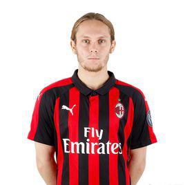 哈利洛維奇[克羅地亞足球運動員]