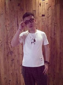 黃愷[中國內地流行樂男歌手]