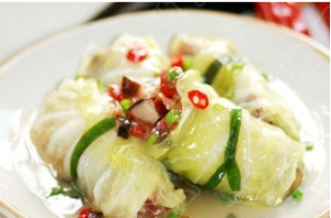 臘腸白菜卷 臘腸白菜卷