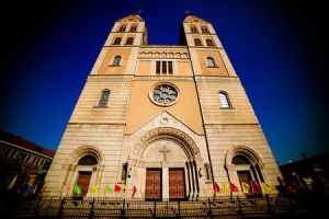 青島天主教堂 青島天主教堂