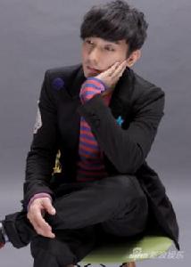 張世明[傳奇星經紀公司總經理]