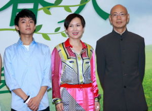 《嚴冬里的春天》