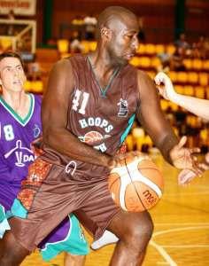 安德魯·摩爾[NBA前職業籃球運動員]