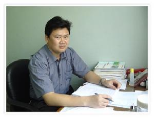 胡長華[泰安市委黨校教授]