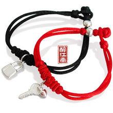 情侶紅繩手鍊