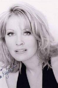 琳達·科斯羅斯基 琳達·科斯羅斯基