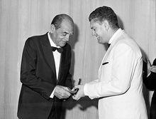 路易斯·布努埃爾的個人獲獎照