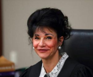 羅斯瑪麗&middot;阿奎利納