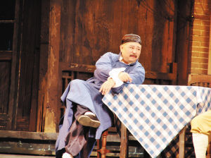 梁冠華出演話劇