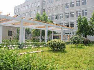 奉化市尚田中學