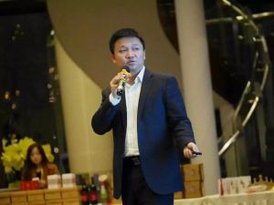 路演現場CEO演講—磚家寶