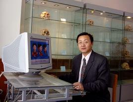 朱泓[吉林大學邊疆考古研究中心主任]