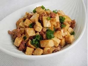 薺菜炒豆腐 薺菜炒豆腐