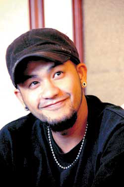 《媽抖MODEL》資料:張震岳簡介