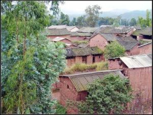 地龍河村 地龍河村