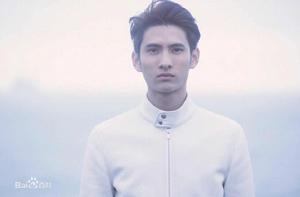 愛里逃生 愛里逃生