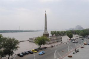 同江沿江公園 同江沿江公園