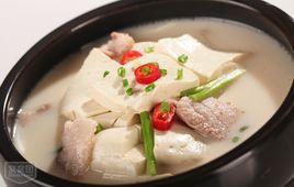 肉片燉豆腐 肉片燉豆腐