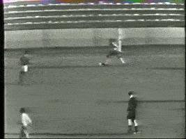 世界盃首戰貝利連過墨西哥4人進球