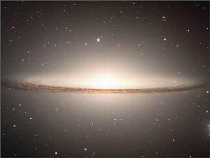 眼中的寬邊帽星系 眼中的寬邊帽星系