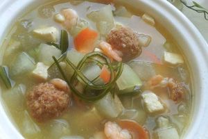 蘿蔔豆腐蝦仁湯 蘿蔔豆腐蝦仁湯