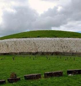 愛爾蘭紐格萊奇墓 愛爾蘭紐格萊奇墓