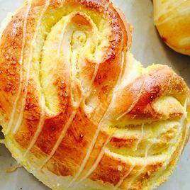 椰絲奶黃麵包 椰絲奶黃麵包