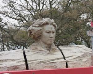 毛澤東青年藝術雕塑