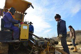 地面受控定向鑽進 地面受控定向鑽進