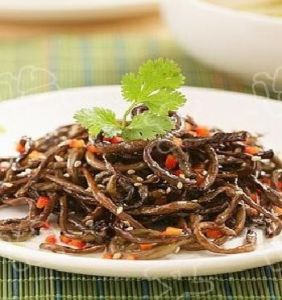 天盪薇菜魚絲 天盪薇菜魚絲