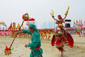 “2007中國湛江東海島人龍·沙灘旅遊文化節”開幕式上