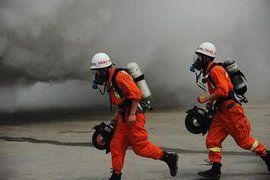 消防隊員 消防隊員