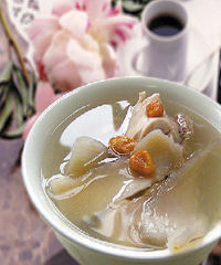 首烏巴戟兔肉湯 首烏巴戟兔肉湯