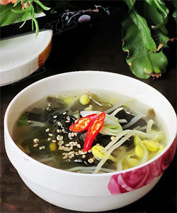 裙帶豆芽湯 裙帶豆芽湯