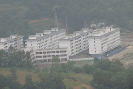 山陽縣楊地鎮合河中學 山陽縣楊地鎮合河中學