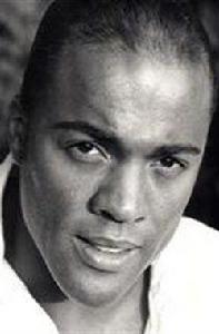 雷·費隆 雷·費隆