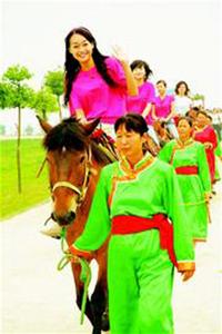 江城出現選美賽事井噴