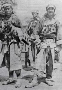 半殖民地 半殖民地