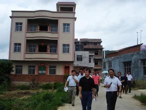 久隆鎮[廣西壯族自治區久隆鎮]